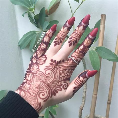 30 Lotus Mehndi Designs For Your Gorgeous Henna Design In 2020 Mehndi