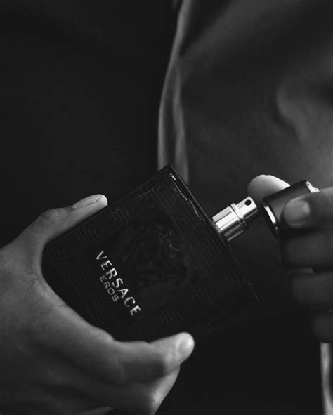 Best Perfume For Men Black Perfume Fragrance Photography Dark Men Instagram Feed Ideas