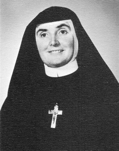 Sisters Of Mercy Irish Nuns Habits Sisters Of Mercy Nun Catholic