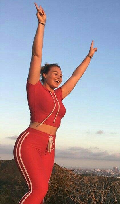 Iskra Lawrence Living The Life Iskra Lawrence Curvy Models Two Piece