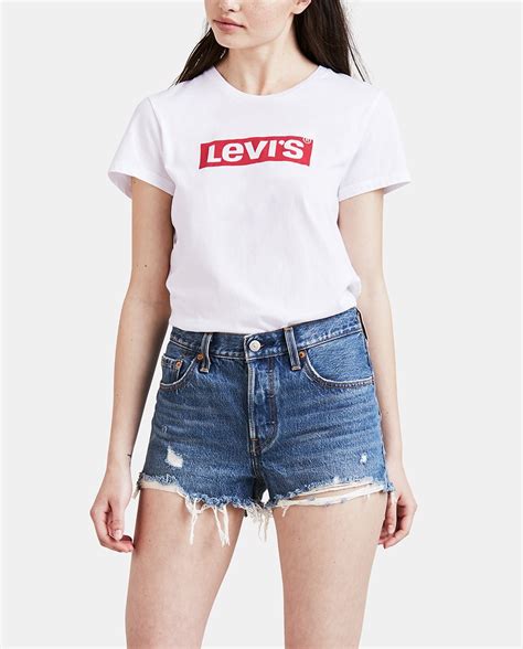 Camiseta De Mujer Levis Con Print Delantero Y Manga Corta · Levis