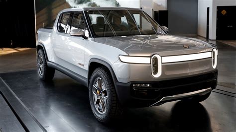 rivian s electric truck aims to be michigan s tesla fighter