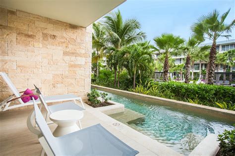 Breathless Riviera Cancun Resort And Spa Rooms Pictures And Reviews Tripadvisor