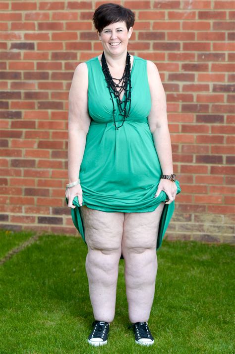 Super Slimmer Who Shed A Remarkable Eight Stone Has Hardly Dropped A Dress Size Because Her