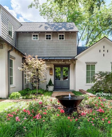 No matter what front yard landscaping idea you favor, pick plants that are appropriate for your climate and for the specific conditions in 8. 58+ Beautiful Low Maintenance Front Yard Landscaping Ideas ...