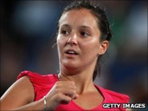 laura robson parts with coach patrick mouratoglou bbc sport