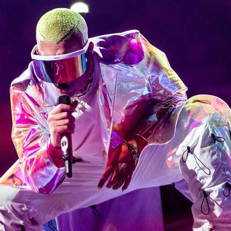 ¿quieres ver bad bunny en? Bad Bunny Is Competing Against Himself at the 2020 Grammys ...