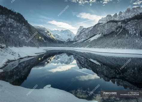 Austria Gosau Lago Vorderer Gosausee In Inverno — Di Giorno All