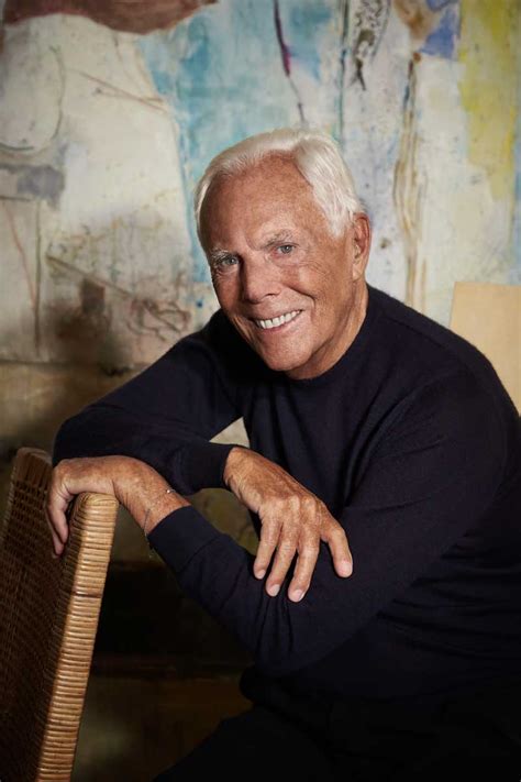 His popularity skyrocketed in america in the 1980s when his men's 'power suits' appeared. Stilista Giorgio Armani: il piano di ripartenza per la ...