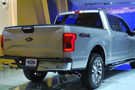 ford f 150 truck bed size and dimensions