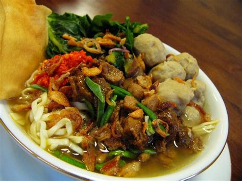 Ditambah dengan porsinya sampe tumpeh2. Resep Masakan Nusantara: Mie Ayam + Bakso