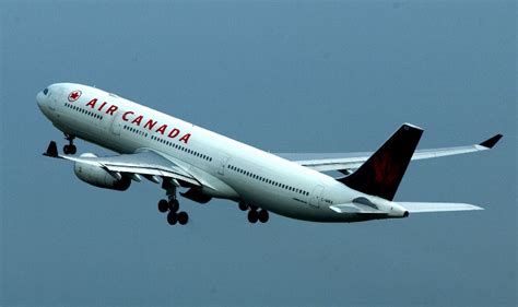 Turbulence Injures On Air Canada Flight From China India Com