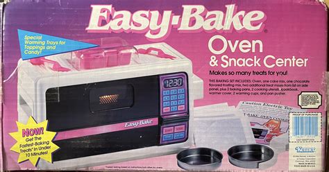 Easy Bake Oven And Snack Center Kenner 1992 With Accessories