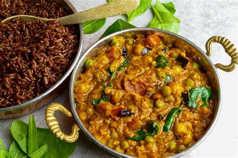 Auberginencurry Einfaches Rezept für leckeres indisches Curry Jetzt