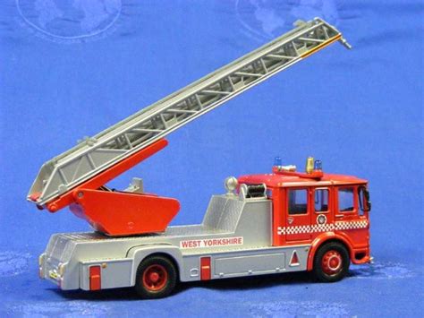 Buffalo Road Imports Aec Fire Turntable Ladder Truck Fire Ladder