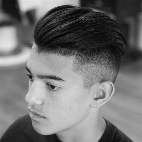 Related images with model gaya rambut pendek cowok terbaik 2014 model potongan rambut pria terbaru style rambut gaya rambut lelaki yang lain adalah rambut pendek dan ti. Model Rambut Populer Pria 2018 - Informasikan.com