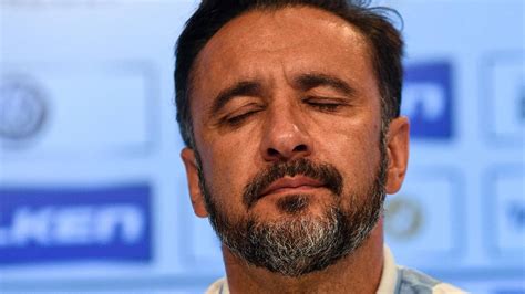 Eve giderken sarıklı, sakallı, siyah gömlek ve şalvar giymiş… Vitor Pereira 8 ay hapis cezası aldı! - Spor Haberleri
