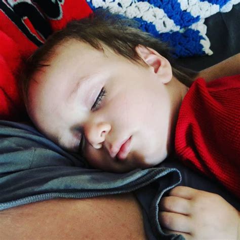 Sunday Nap And Cuddles 🥰 Mom Blogs Cuddling Nap