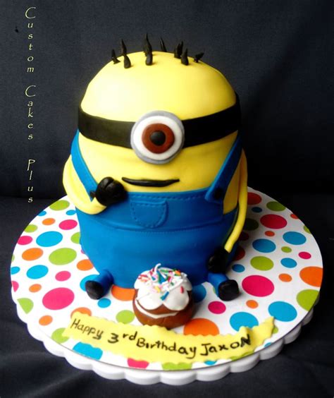 Cake minion minions minionsdespicableme birthdaycake minionsmovie birthday movies party. Minion Cake (With images) | Custom cakes, Minion cake ...