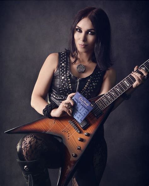 Marta Gabriel Crystal Viper Female Guitarist Female Musicians Rock