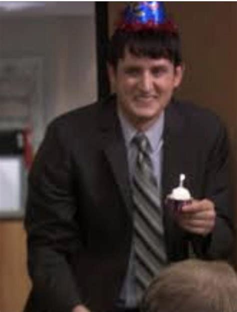 It’s My Cake Day So Here’s A Bad Quality Picture Of Gabe That Everyone Uses On Their Cake Day