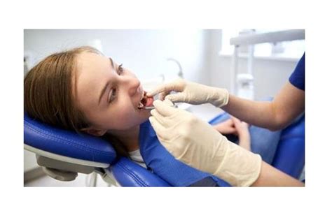 Salah satu penyebab gusi sering berdarah adalah karena adanya karang gigi. Inolabs - Creative IT Solution - Gusi Sering Berdarah Saat ...