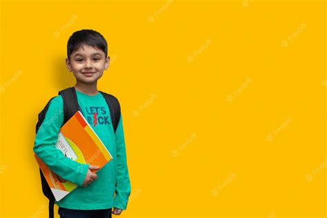 Premium Photo Happy Smiling Kid Go Back To School Kindergarten