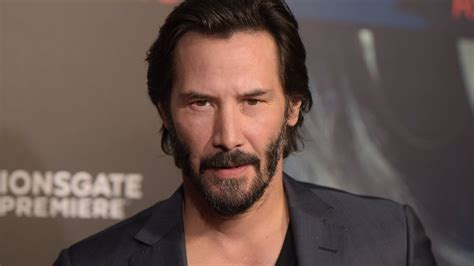 Welcome to keanu reeves online. How Keanu Reeves gets ripped for his action movies