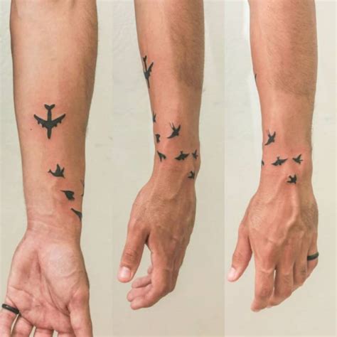 Tatuagem Masculina No Pulso TattooMenu