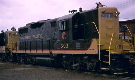 Emd Gp9 Railroad Photography Rail Fans Train Pictures