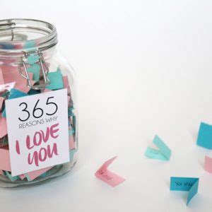 I created the 'happy jar', 'love jar', '365 jar' and other cexperiences projects. 365 Why You Are Awesome Jar / 365 reason why I love you ...
