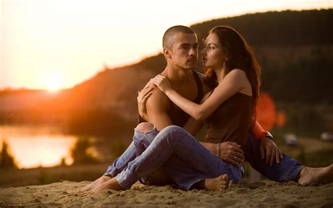 X Couple Love Romance Sunset Wallpaper Coolwallpapers Me