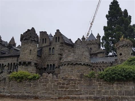 The castles, which boast a rich history, have been restored to their former glory and, in some cases, are lived in by families of the founders. Löwenburg Castle (Kassel) - Aktuelle 2021 - Lohnt es sich ...