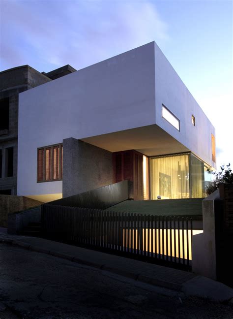 Minimalist Modern House Exteriors From Around The World
