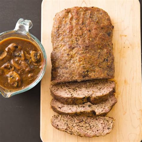 The lodge cast iron cookbook: Cast Iron Free-Form Meatloaf with Mushroom Gravy | America ...
