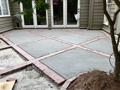 Brick and cement patio designs. Brick and concrete diamond design patio | Concrete ...