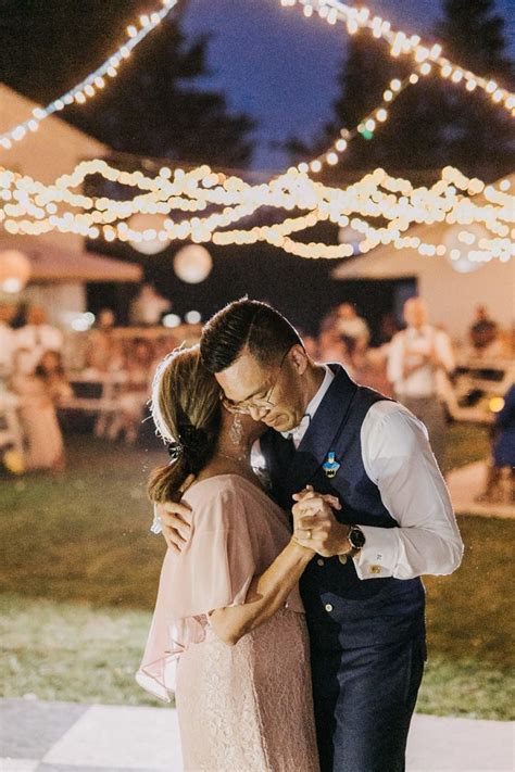 Loverly How To Choose A Fantastic Mother Son Wedding Dance Song