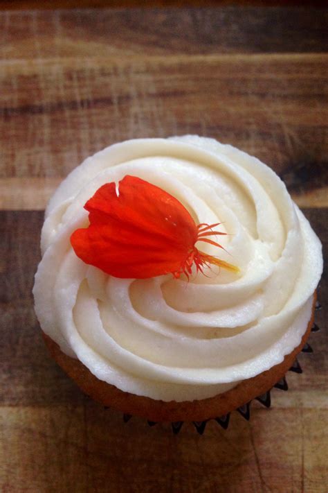 Giant eagles are far more than animals—they possess a supernatural intellect and view themselves as guardians and protectors of their mountain territories. Introduction to edible flowers: Orange chiffon cupcake ...