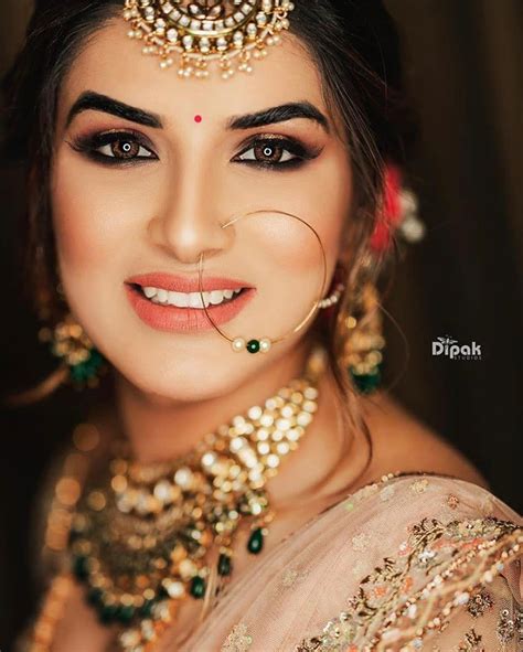 21 Makeup Tips To Complete Your Perfect Bridal Look Indian Bride Makeup Bridal Makeup Images