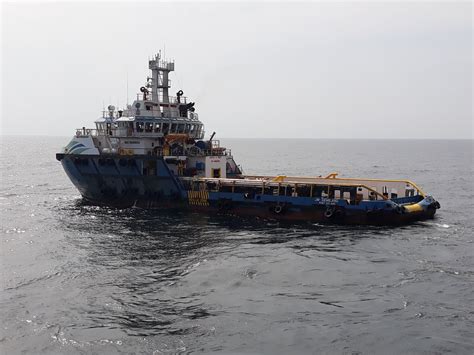 Penyelam tentera laut amerika syarikat dan kor marin berjaya menemukan baki lapan lagi mayat kelasi kapal uss john s. About - KERJA KAPAL