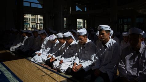 Light Government Touch Lets Chinas Hui Practice Islam In The Open The New York Times