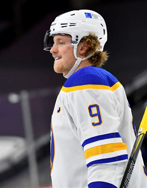 The buffalo sabres and jack eichel are close to a resolution on how to treat a herniated disk, his sabres captain jack eichel said monday there has been a disconnect between him and the team. Jack Eichel
