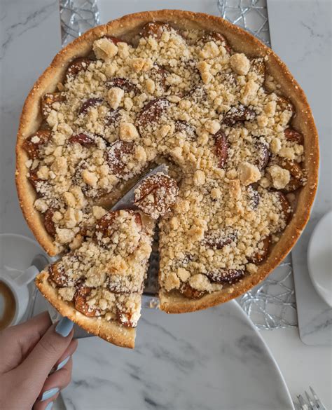 German Plum Pie With Vanilla Streusel A Girl And A Spoon