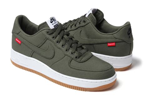 Nike boys' air force 1 trainers. Nike, Supreme team up to launch Air Force 1 Supreme - Nike ...