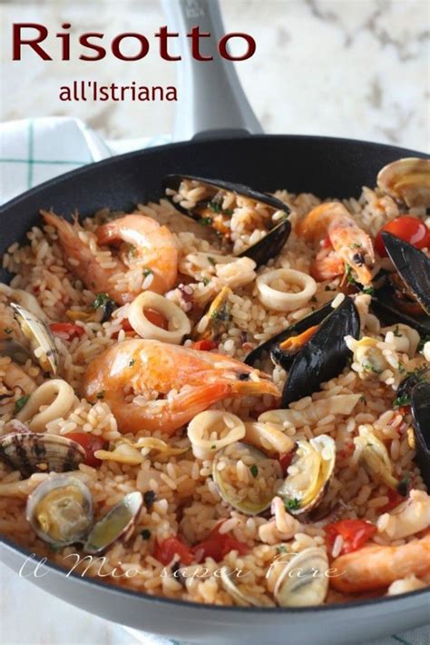 Questo risotto si prepara facilmente in meno di mezz'ora con asparagi che possono essere freschi, se in stagione, o surgelati che verranno lessati nel brodo e poi frullati per diventare una crema che conferirà quel gusto. RISOTTO all'ISTRIANA | Ricette, Risotto ai frutti di mare ...