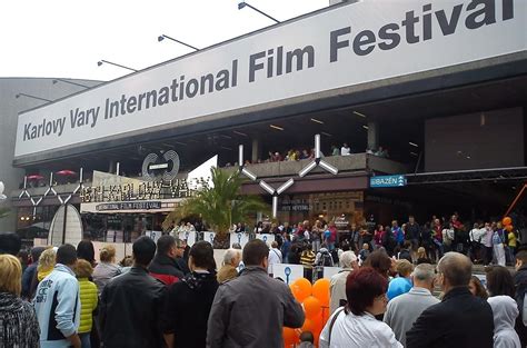 More details about karlovy vary international film festival. Kudy z nudy - Mezinárodní filmový festival Karlovy Vary 2021
