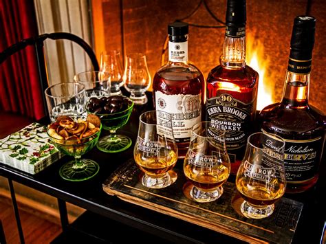 When it comes to tasting whisky, this golden elixir makes the glass feel like it has a lot of potential hidden in it. How to Host a Holiday Whiskey Tasting Party - Lux Row ...