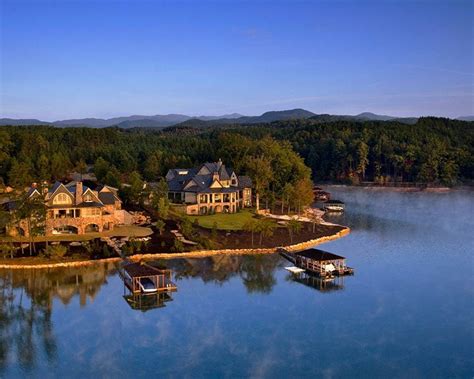If you do not see a menu on the left, please click here for the complete lake page. The Reserve at Lake Keowee - South Carolina Lake Living