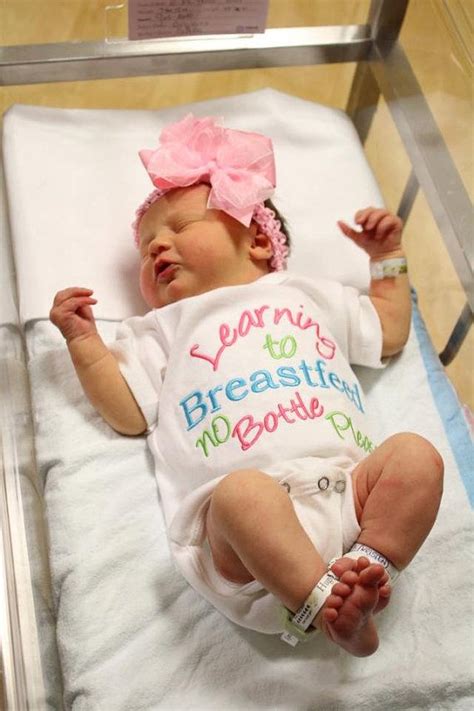 New Born Baby Pics Hospital Rehare