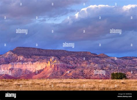 Landscape Near Ghost Ranch Near Abiquiu New Mexico Usa Stock Photo